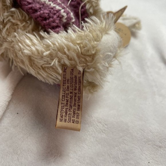 Vintage Heartfelt Collectibles bunny in sweater NWT - Picture 9 of 12
